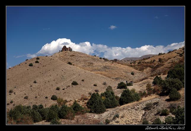 Armenia - Havuts Tar - approaching Havuts Tar