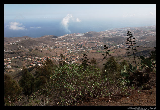 Gran Canaria - from Pico de Bandama to east