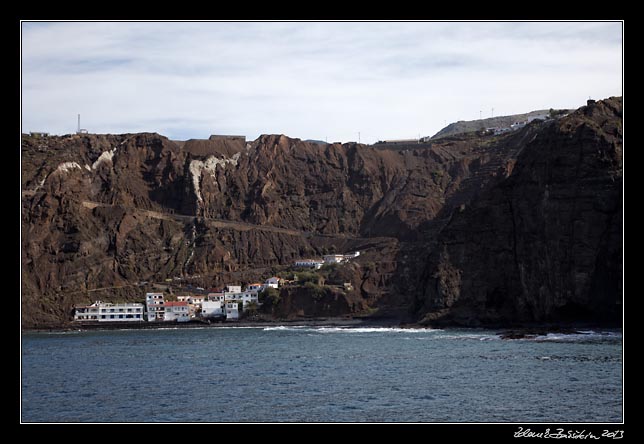 La Gomera - boat trip to Los Organos - Playa de Alojera