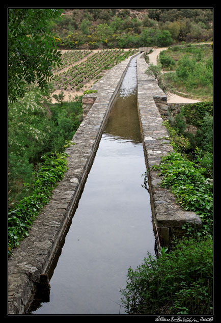Ansignan - The Roman aquaduct