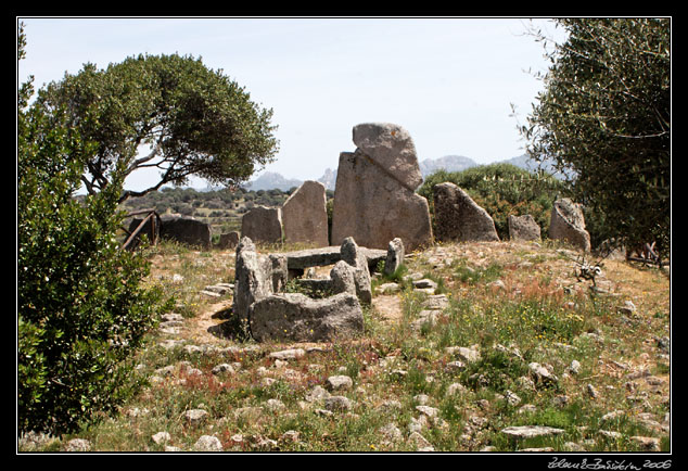 Arzachena - tomba di giganti di Li Lolghi