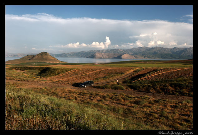 Turkey - Ahlat area - lost track