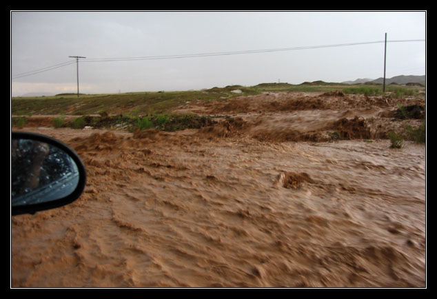 Turkey - Dogubeyazit - flooded road to Iğdır