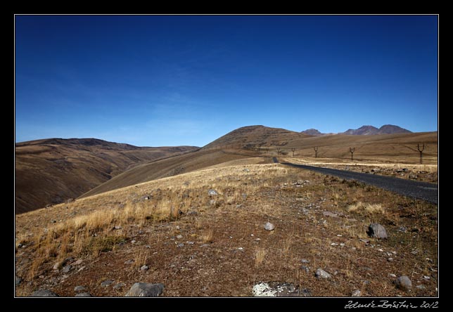 Armenia - Aragats - road to Kari Lich