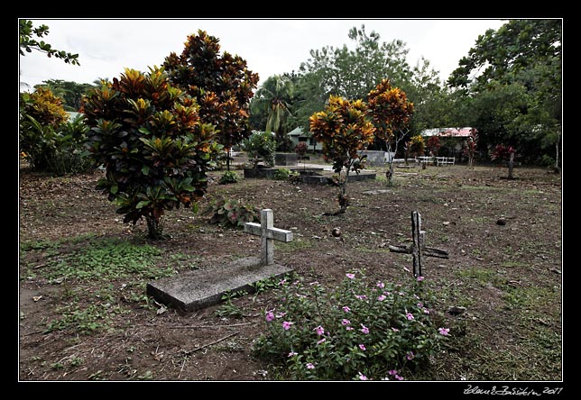 Costa Rica - Tortuguero - Tortuguero cemetery