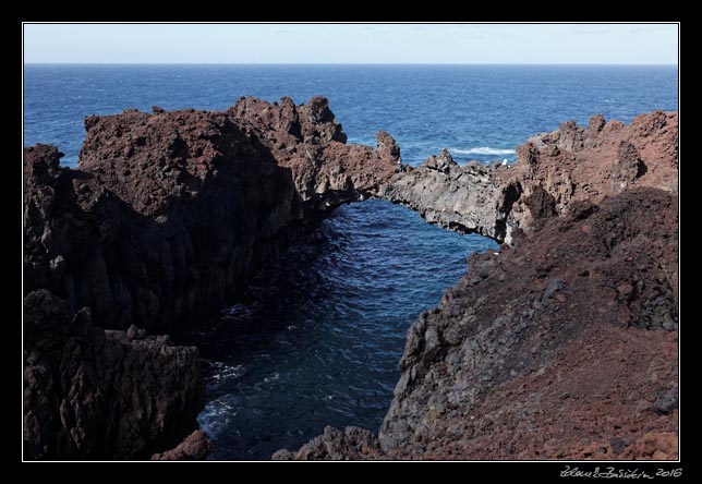 El Hierro - west coast - Arco de la Tosca