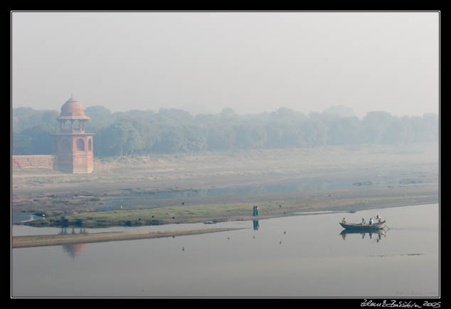 Agra - Yamuna river