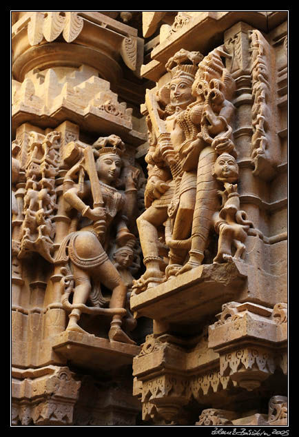 Jaisalmer - carvings in a Jain temple