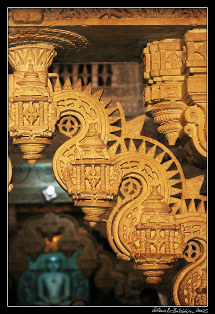 Jaisalmer - carvings in a Jain temple