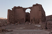 Petra - Qasr al-Bint