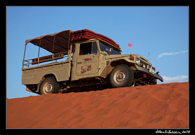 Wadi Rum - `82 Toyota Land Cruiser