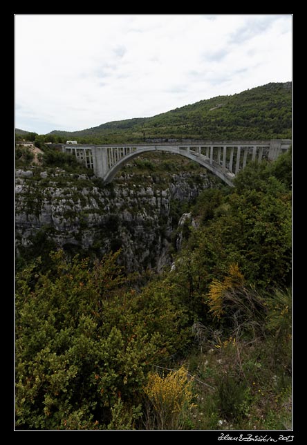 Grand canyon du Verdon - L`Artuby gorge bridge