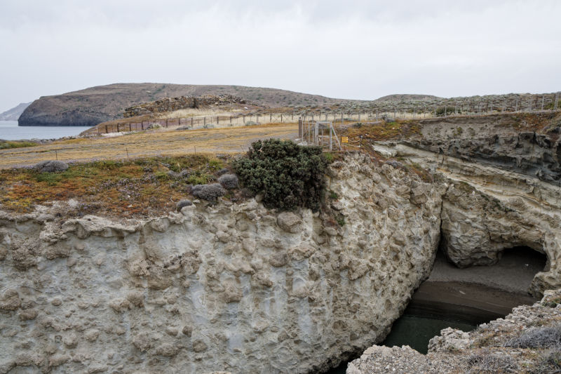 Milos - northeast - Papafragas