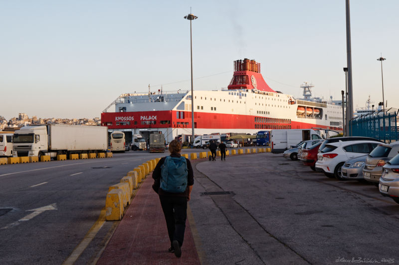 Piraeus - Minoan Lines - Knossos Palace