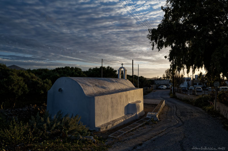 Milos - Tripiti - Agios Ioannes Chrysostomos