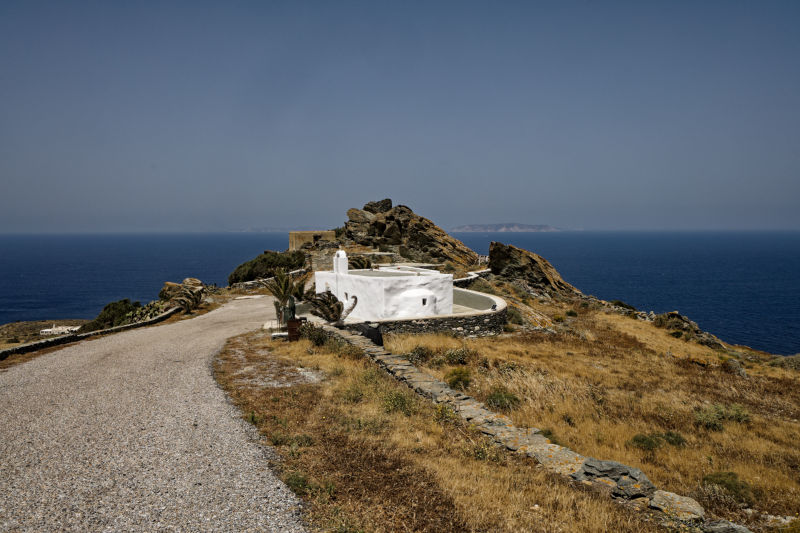Folegandros - west - Chrysopege
