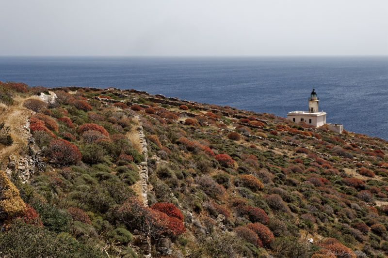 Folegandros - west - Aspropounta lighthouse