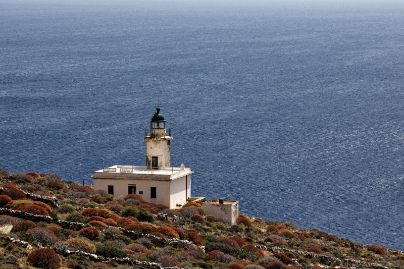 Folegandros - west - Aspropounta lighthouse