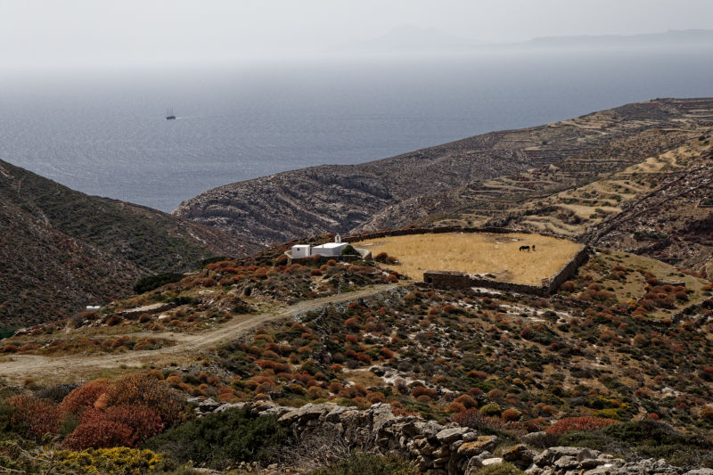 Folegandros - west - Agia Photeine