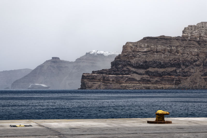 Thera (Santorini) - in the harbour
