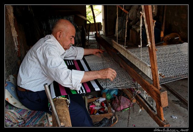 Turkey - Batman province - Hasankeyf - a loom