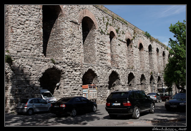 Istanbul - Roman Aquaduct