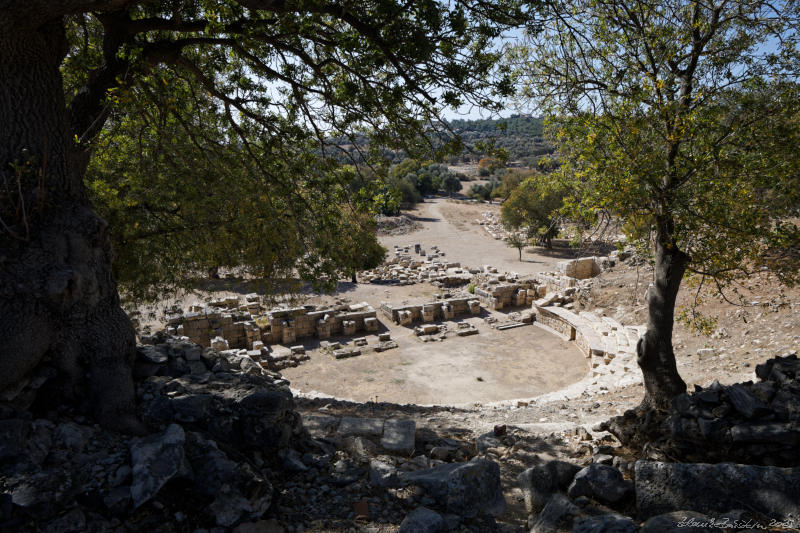 Teos - theatre