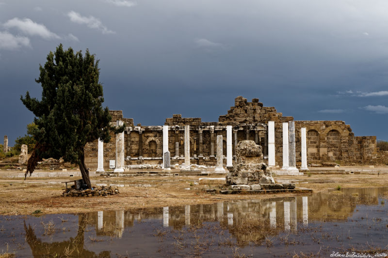 Side - Gymnasium complex - East Stoa and Emperors Hall